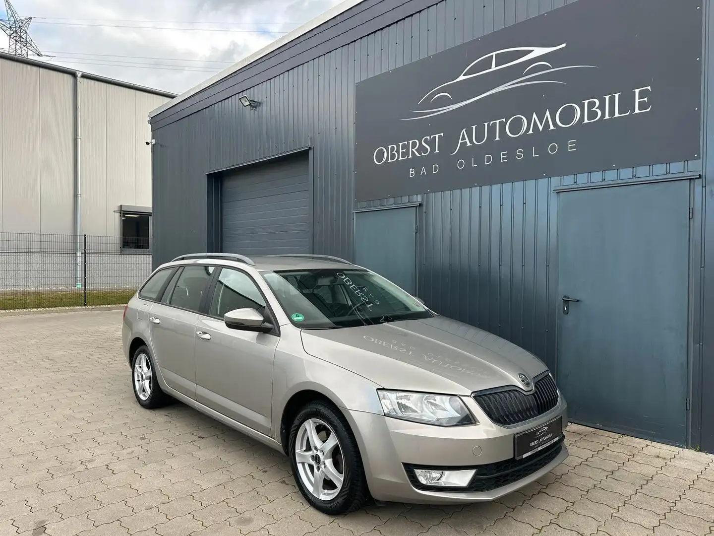 Skoda Octavia Combi Ambition*SHZ*Tempomat*1.Hand* Beige - 2