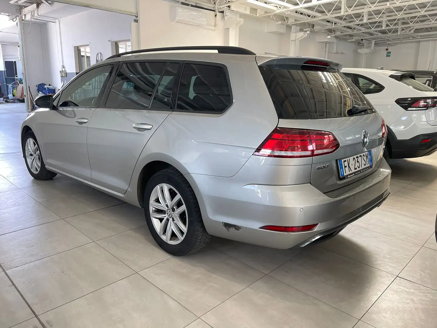 Volkswagen Golf Variant 1.6 tdi 115cv Executive ufficiale italia Argento - 2