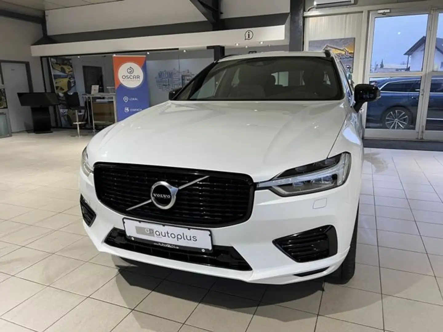 Volvo XC60 T6 R-Design Recharge AWD ACC BLIS AHK Kamer Blanc - 2
