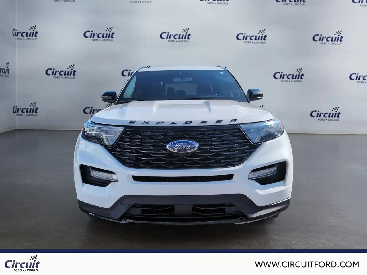 Ford Explorer снимка Ford Explorer