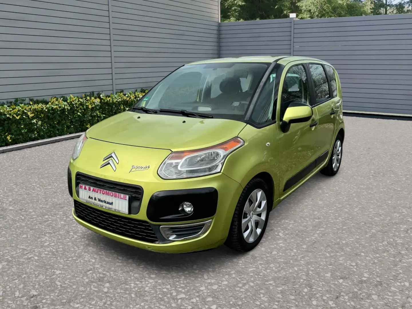 Citroen C3 Picasso VTi 95 Advance Gelb - 1