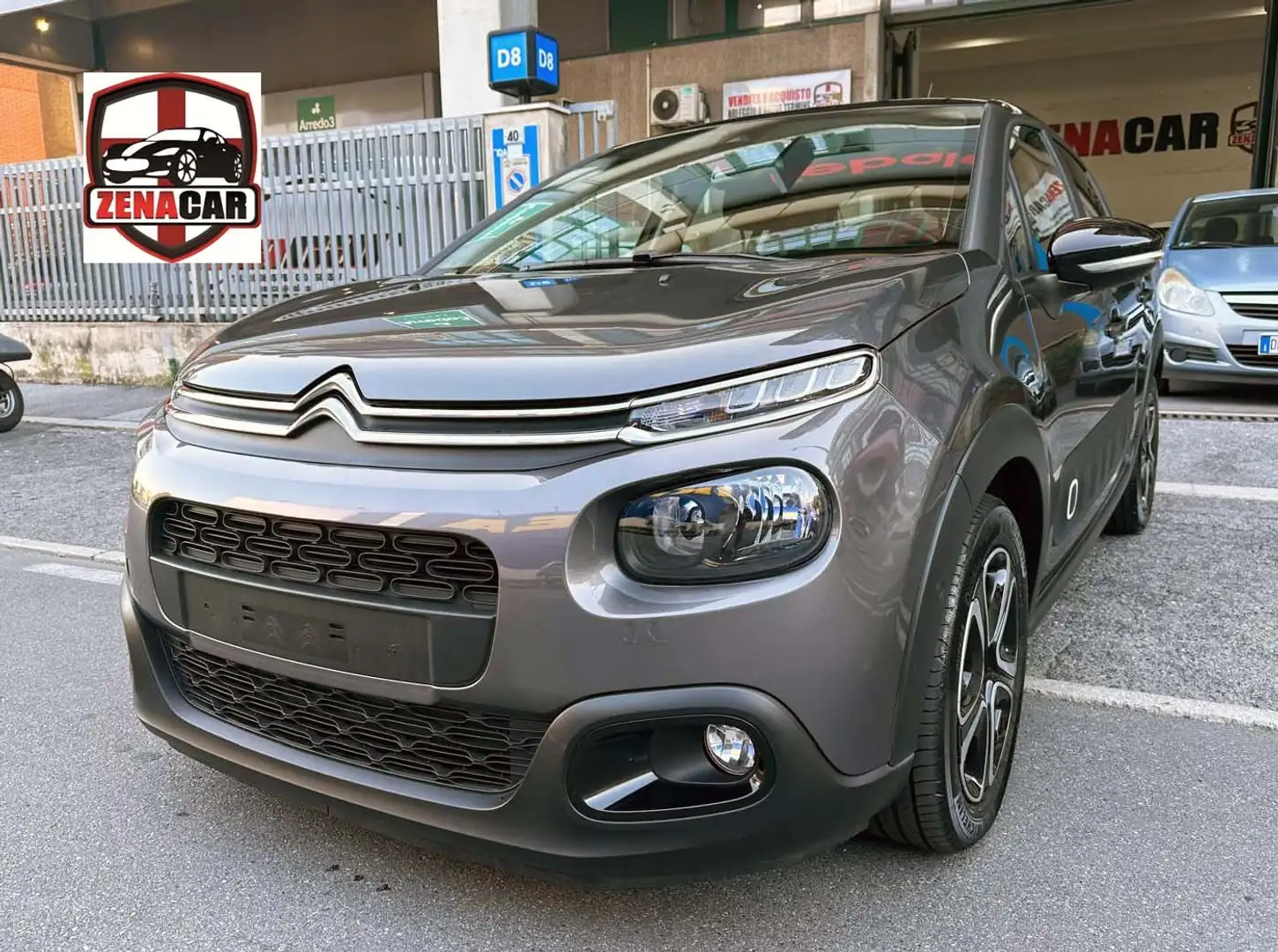 Citroen C3 C31.2 puretech Feel s Gris - 1