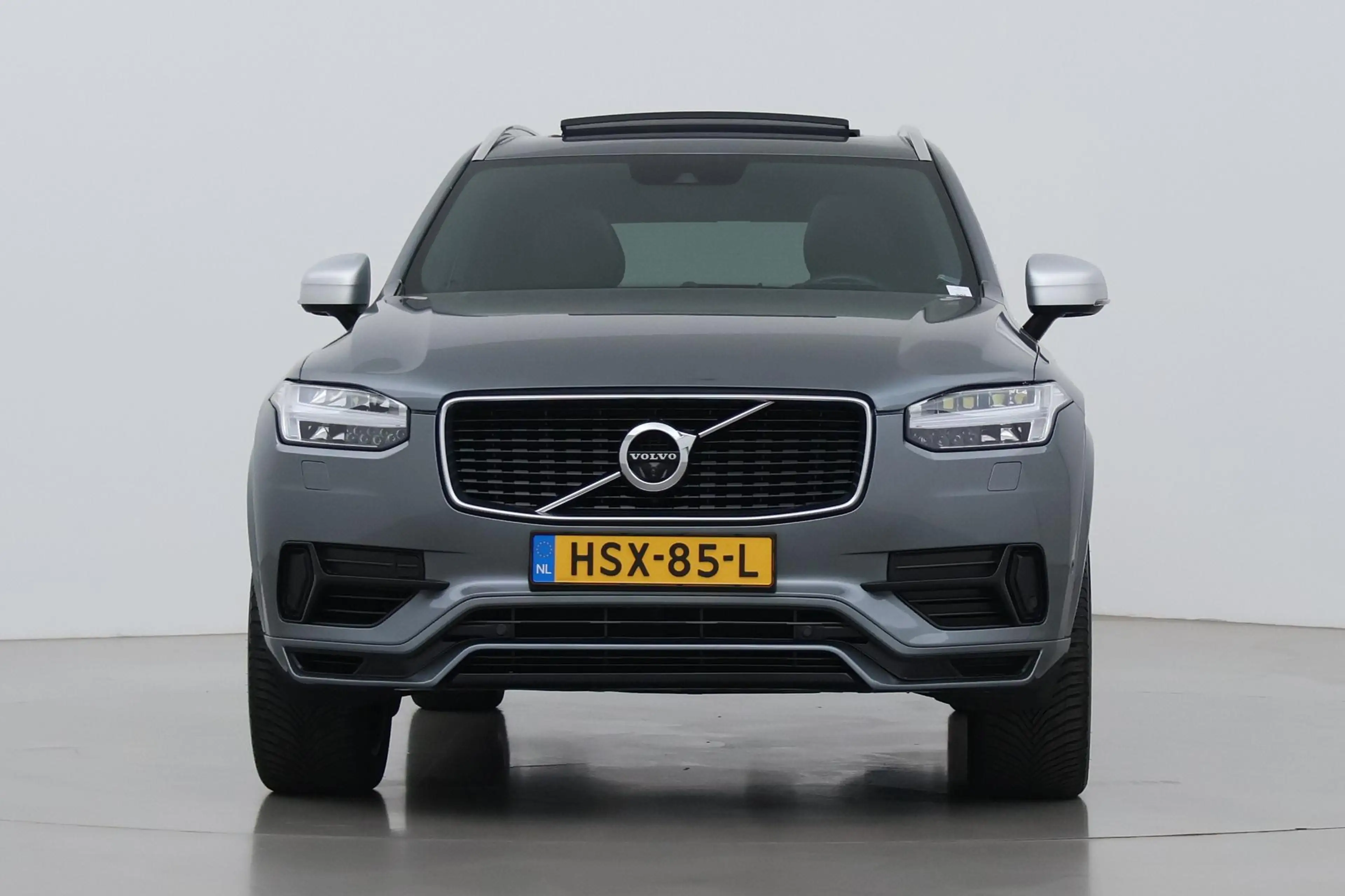Volvo XC90 T8 Twin Engine R-Design | Luchtvering | Bowers&Wil — photo 16