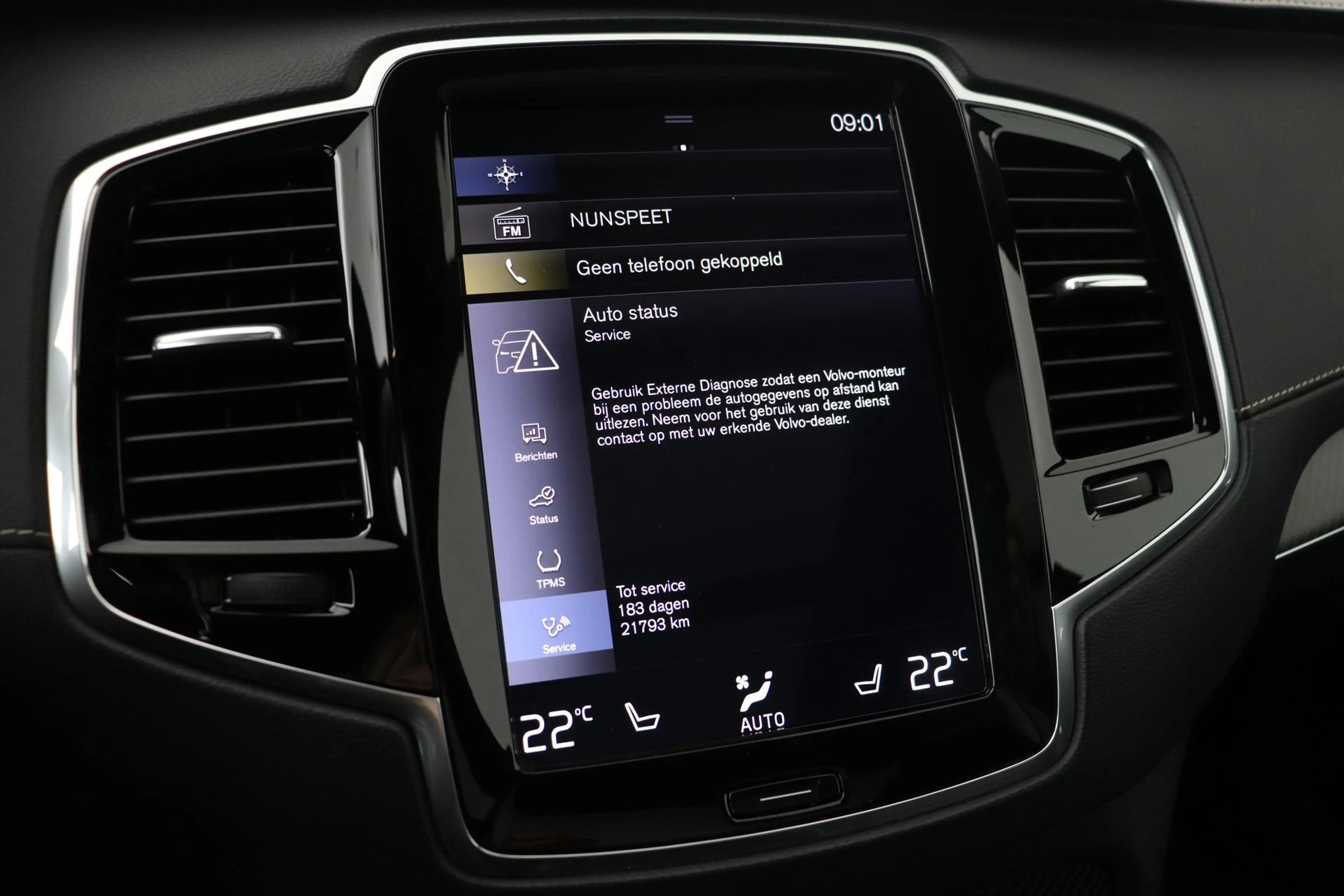 Volvo XC90 T8 Twin Engine R-Design | Luchtvering | Bowers&Wil — photo 31