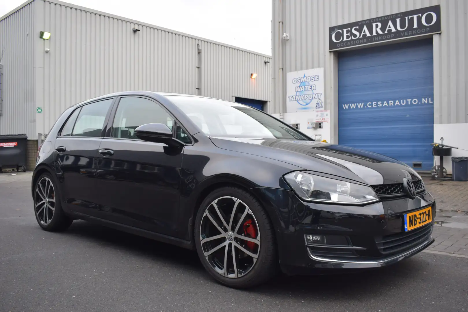 Volkswagen Golf 1.4 TSI AUTOMAAT / ORGINEEL NL AUTO / 126 DKM Zwart - 1