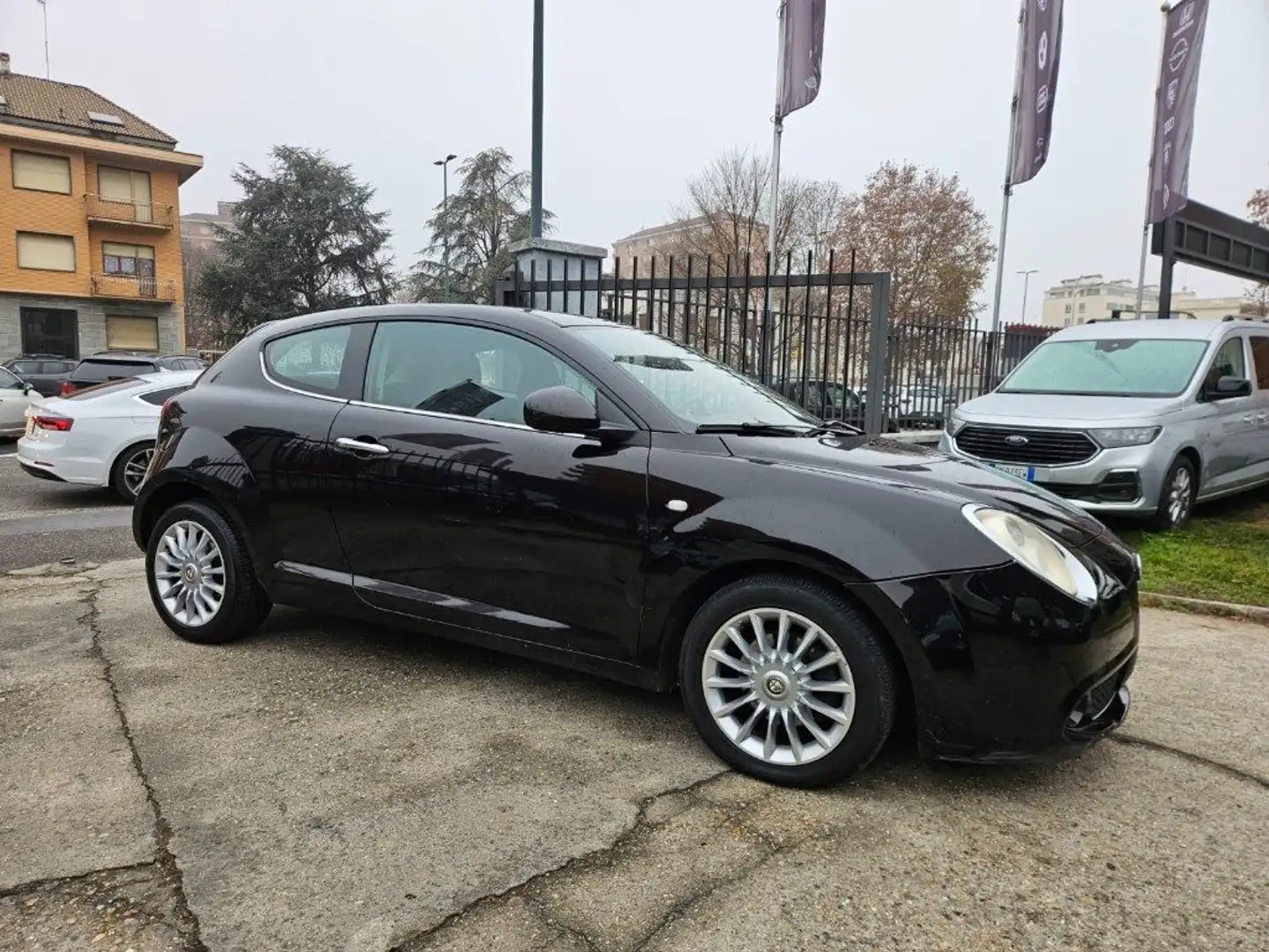 Alfa Romeo MiTo 1.6 JTDm 16V Schwarz - 2