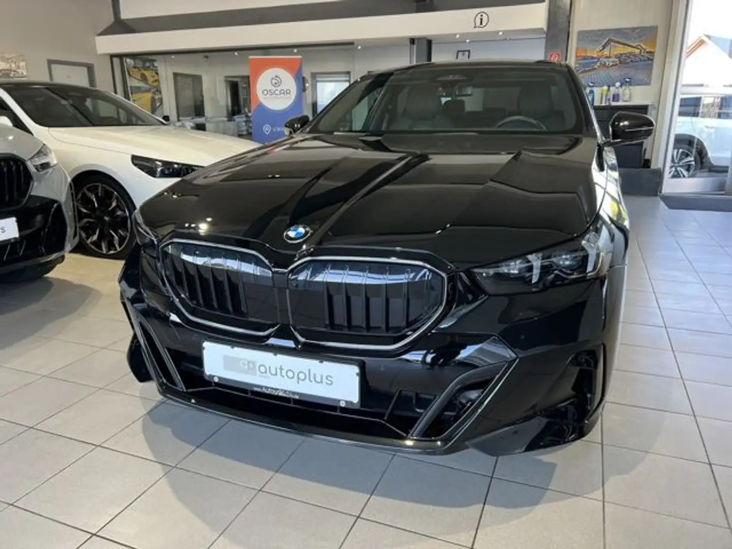 BMW 540 540d xDrive M Sportpaket Pro Sitzklima HeadUp Noir - 2