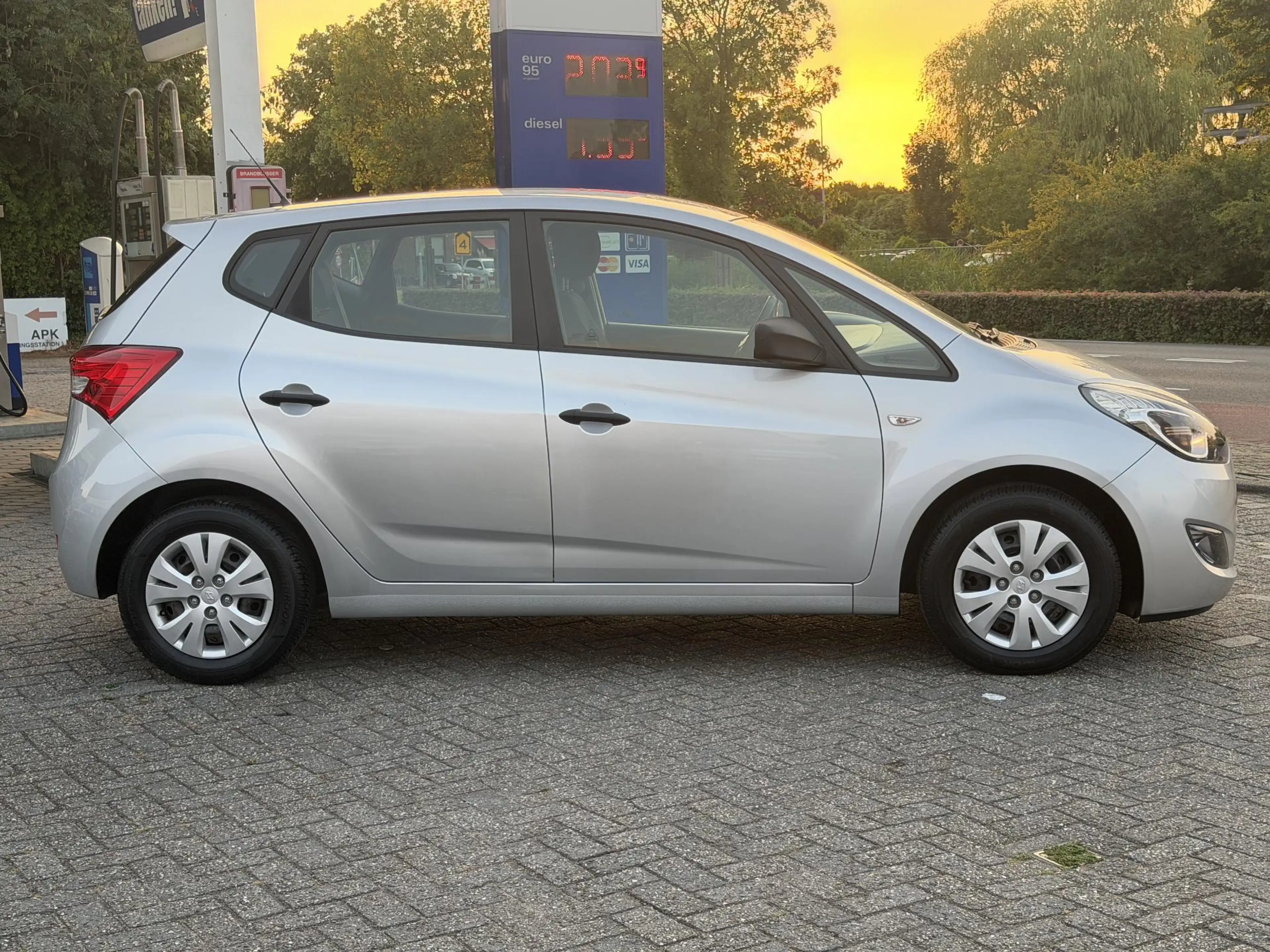 Hyundai iX20 1.4i i-Motion KLIMA | HOGE INSTAP | BOVAG !! — photo 11