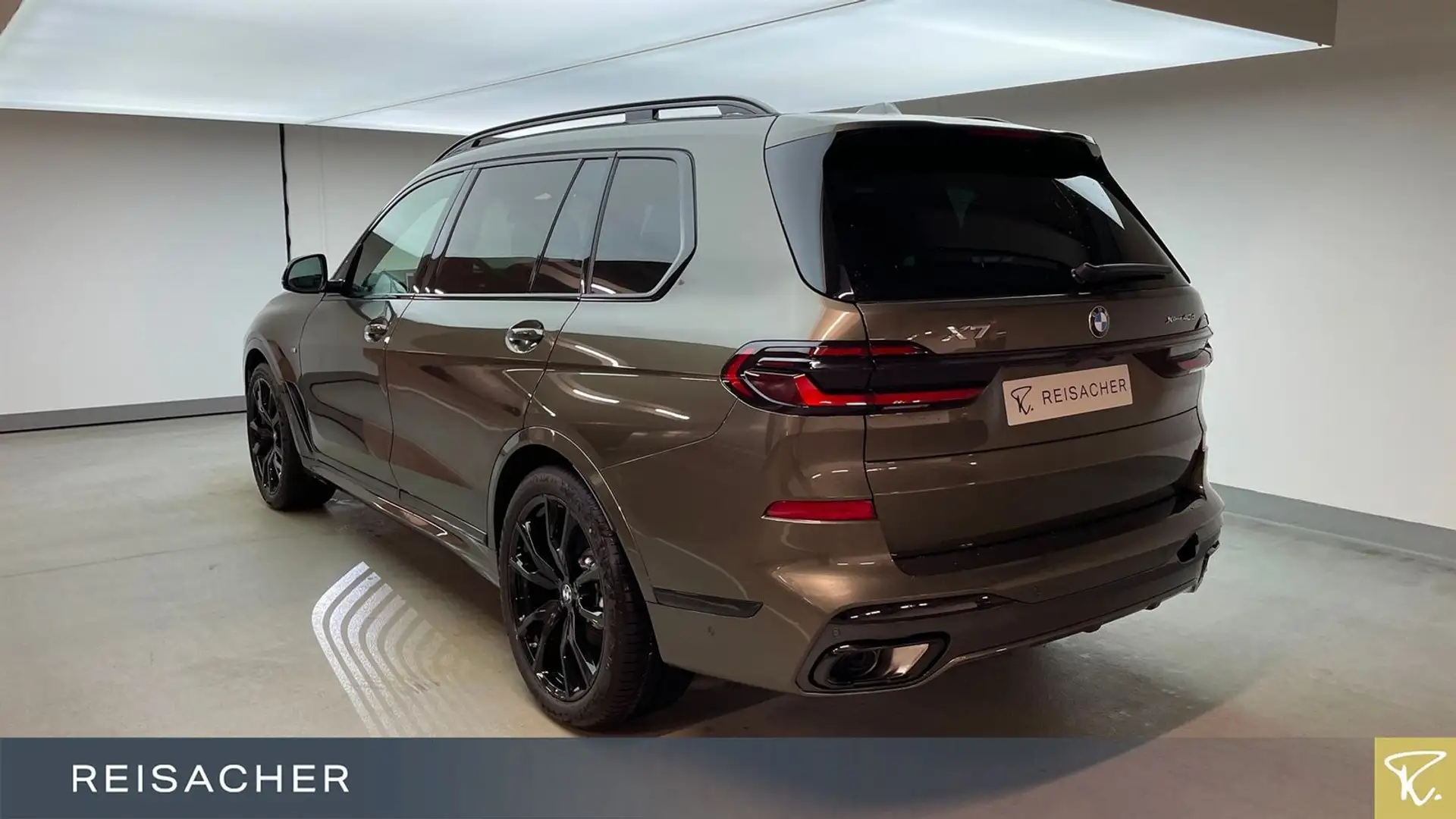 BMW X7 xDrive40d Sportpaket Fahrassistenzsysteme Brązowy - 2