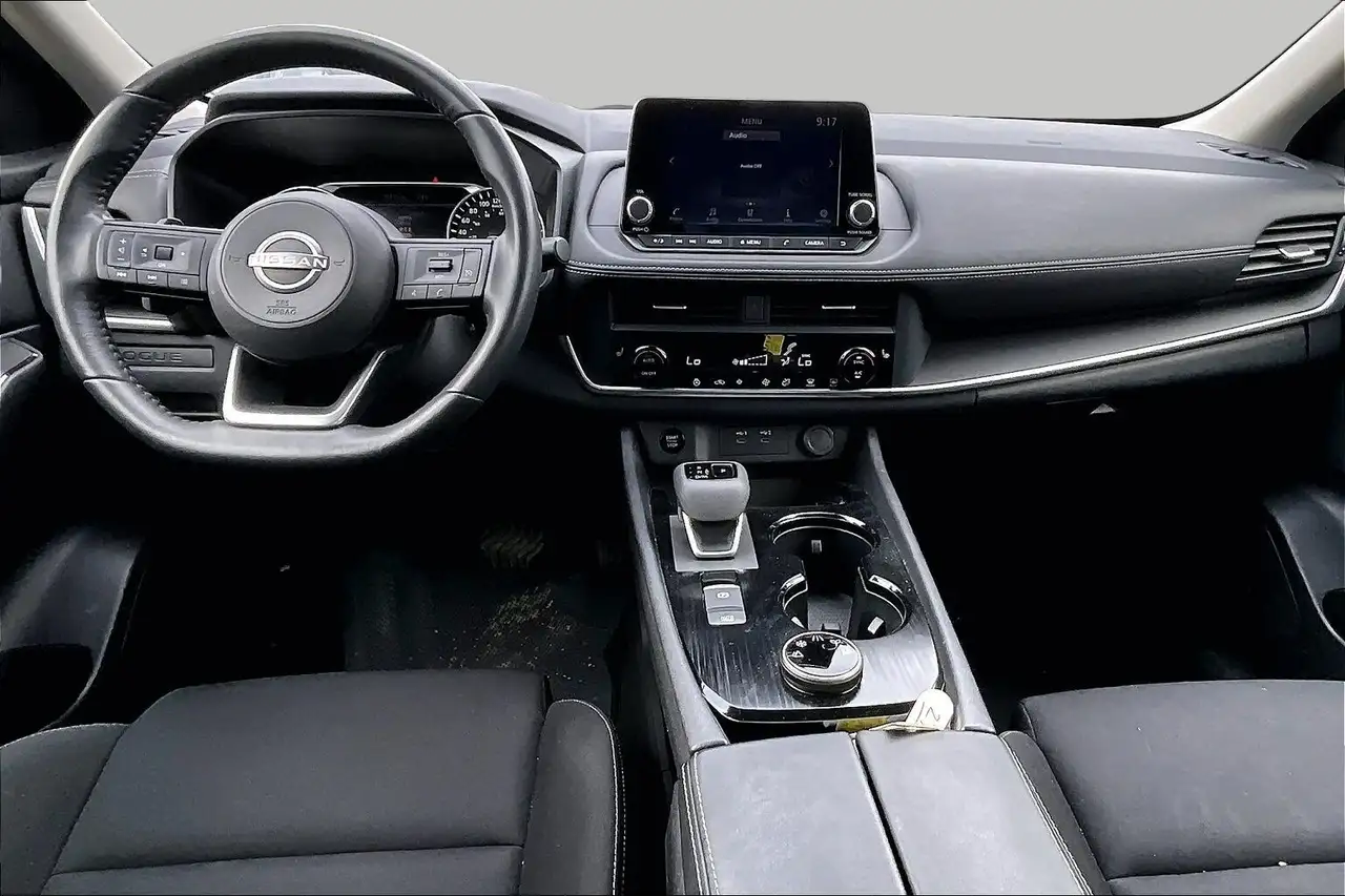 Nissan Rogue снимка Nissan Rogue