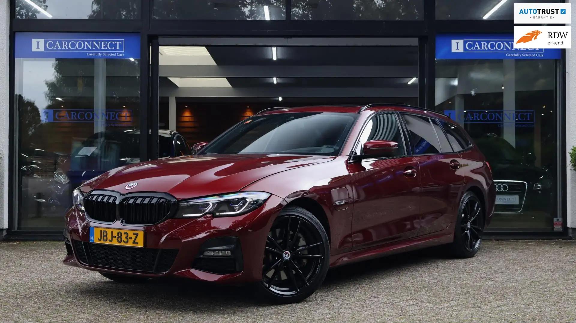 BMW 330 3-serie Touring 330e xDrive High Executive|Laser|M Rood - 1