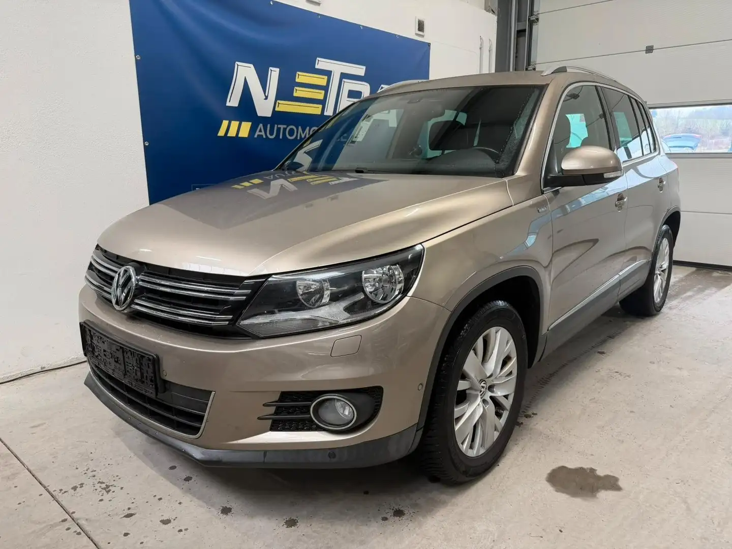 Volkswagen Tiguan Life BMT 4Motion*NAVI* Beige - 1