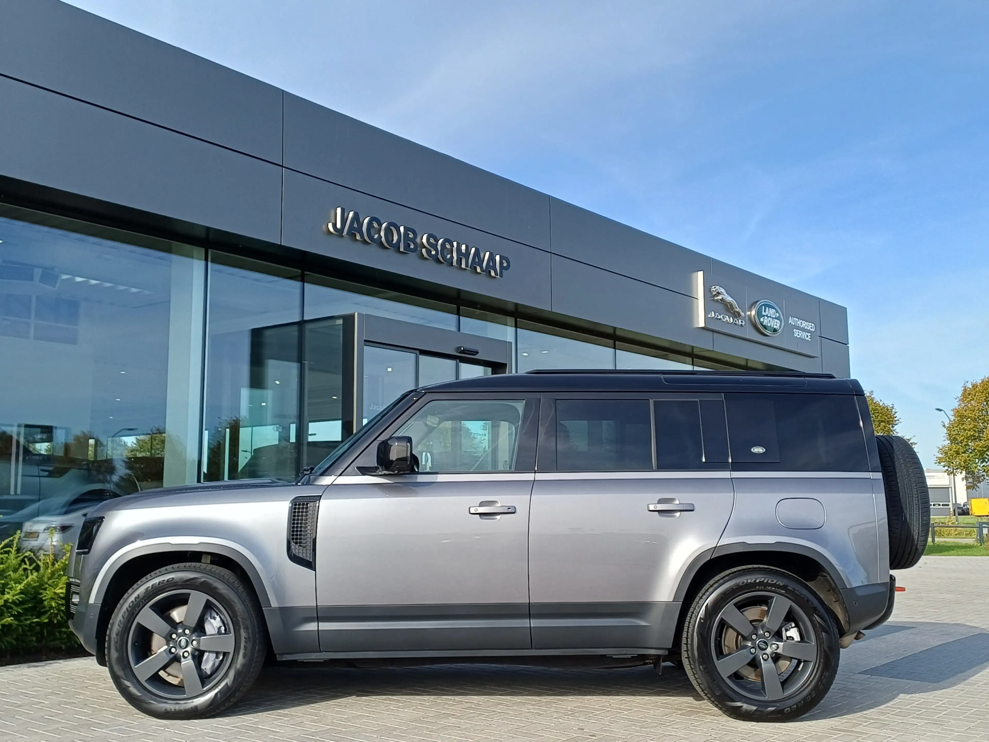 Land Rover Defender 110 2.0 P400e 110 S | Koelbox | Panoramadak | Adap — photo 9
