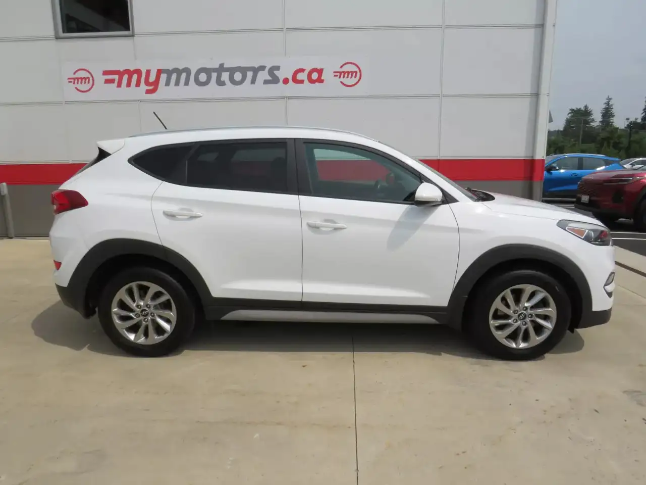 Hyundai TUCSON снимка Hyundai TUCSON