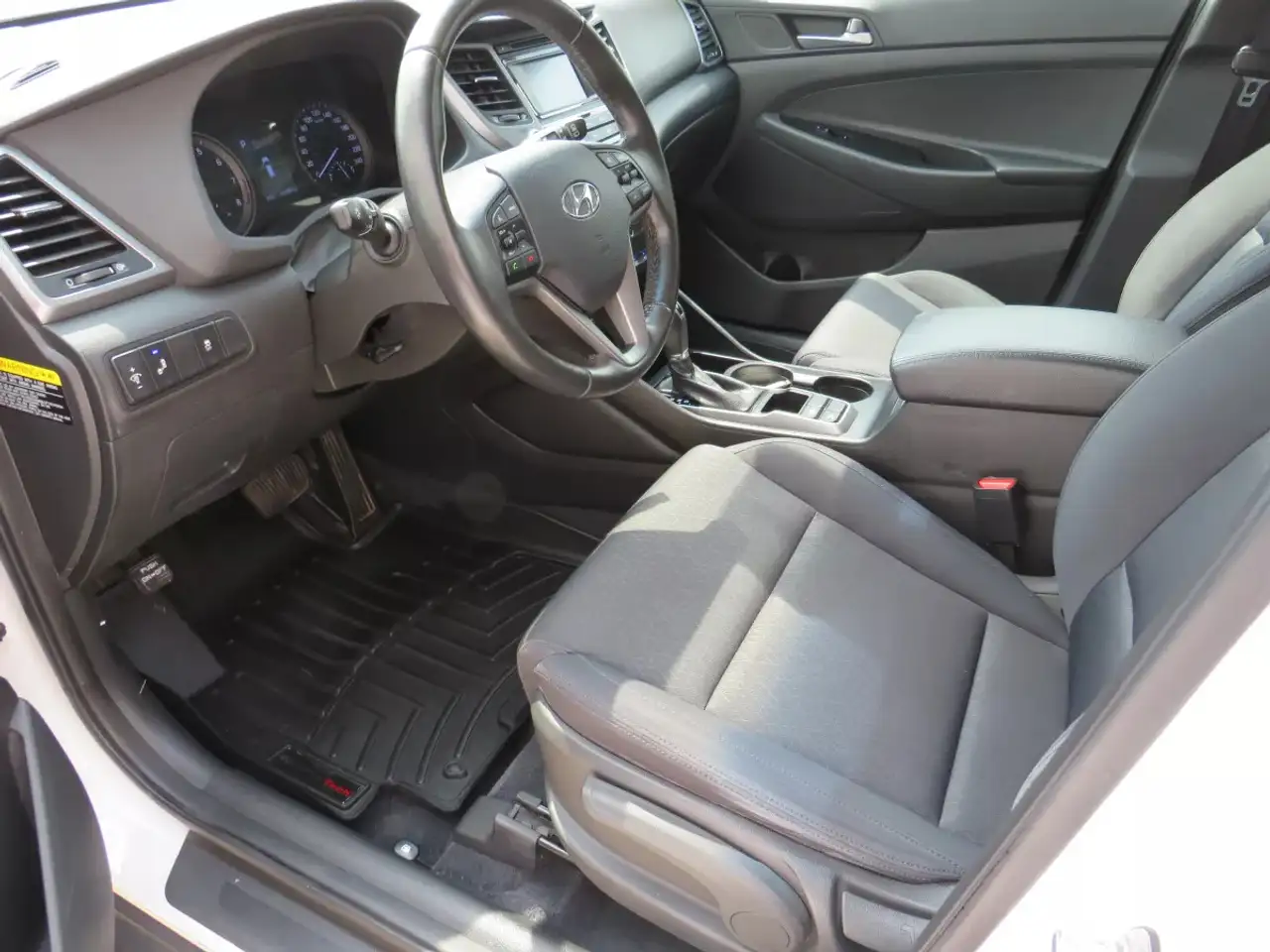 Hyundai TUCSON снимка Hyundai TUCSON