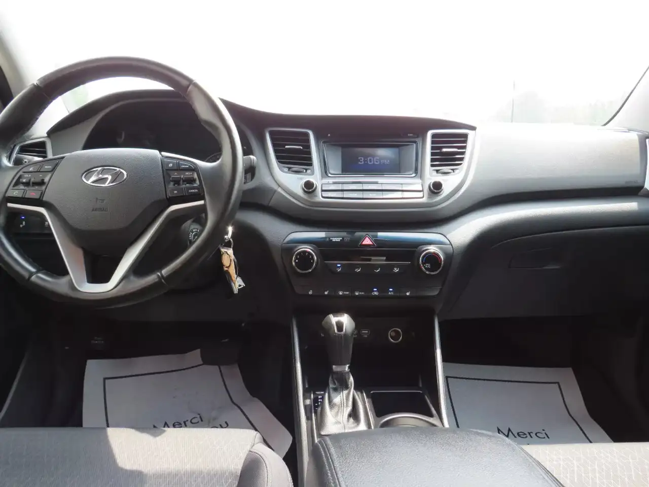 Hyundai TUCSON снимка Hyundai TUCSON