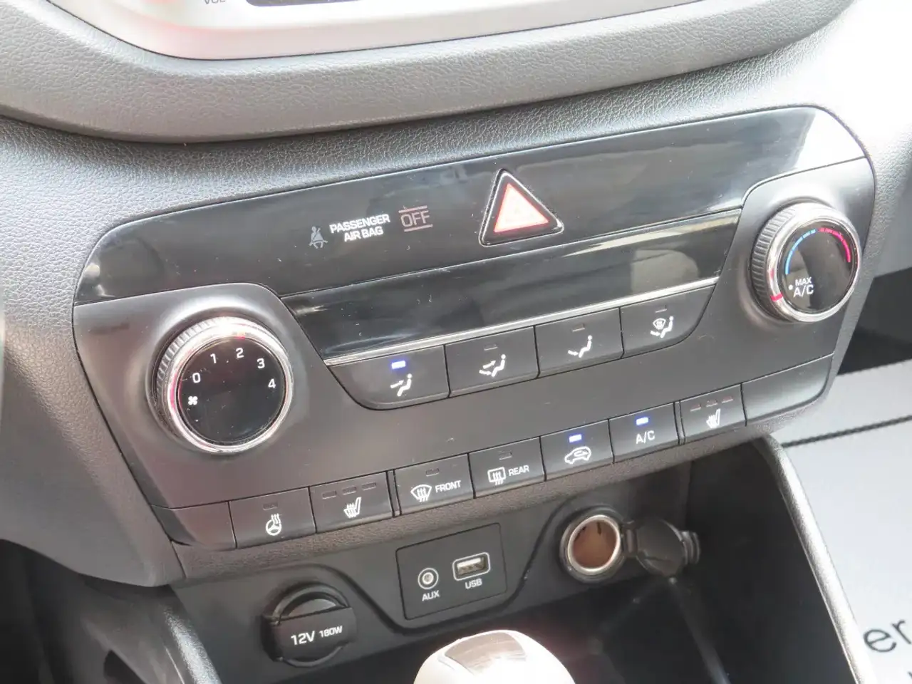 Hyundai TUCSON снимка Hyundai TUCSON