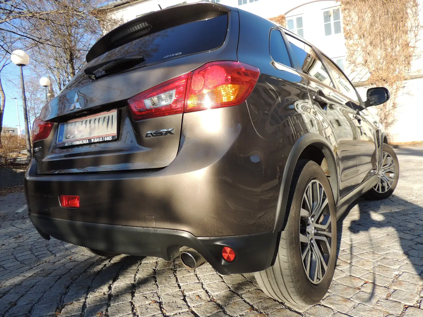 Mitsubishi ASX ASX 1,6 DI-D LP Intense Intense Braun - 2