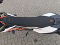 KTM 690 SMC R Oranje - thumbnail 8