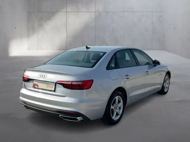 Audi A4 view 6