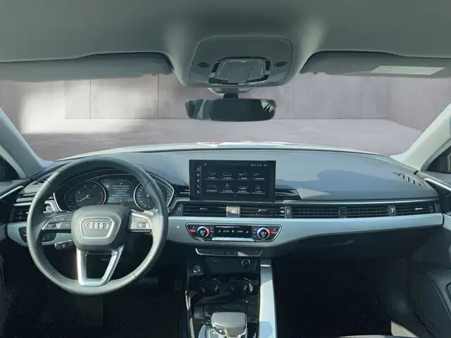 Audi A4 view 9