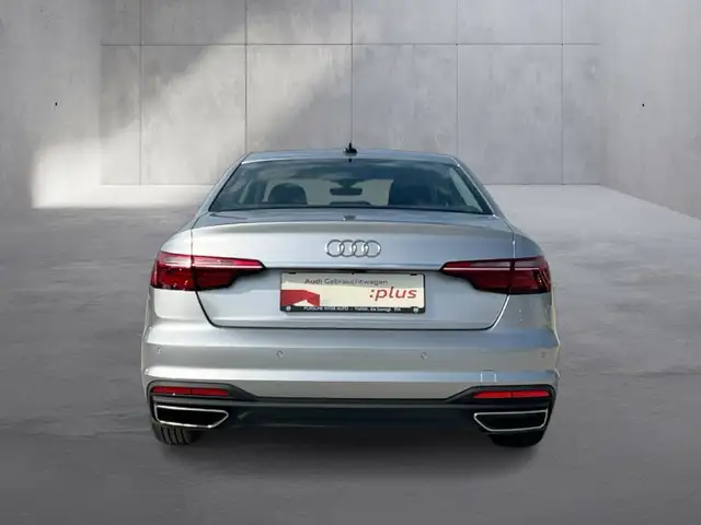 Audi A4 view 5