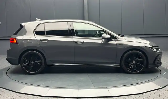 Volkswagen Golf view 6