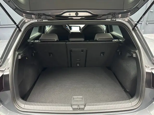 Volkswagen Golf view 30