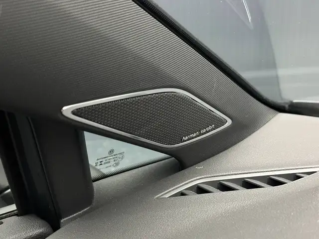 Volkswagen Golf view 19