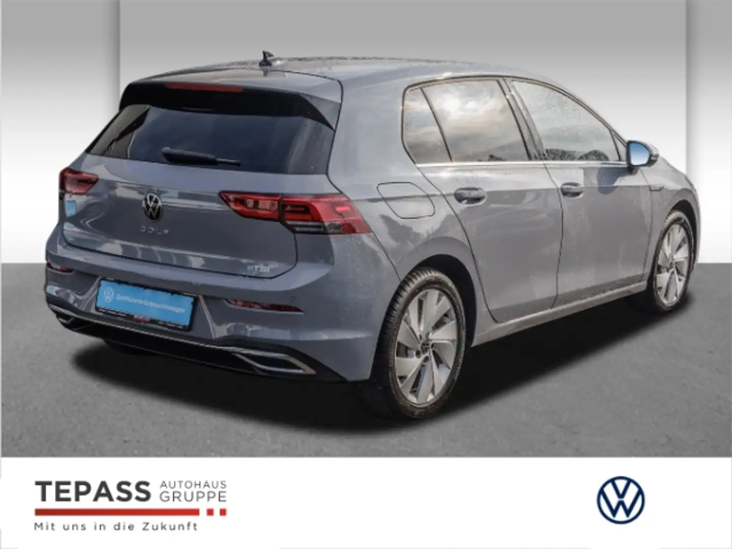 Volkswagen Golf VIII Lim. 1.5 eTSI DSG Style NAVI KLIMA PDC KAMERA Grijs - 2