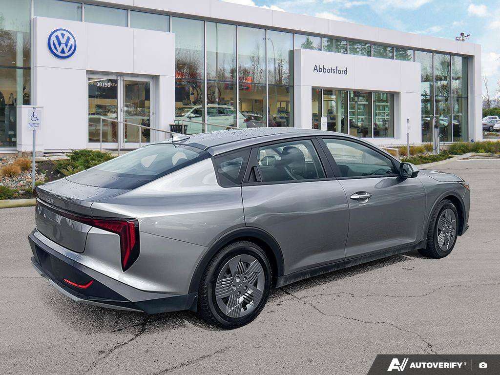 2025 Kia K4 LX — снимка 1