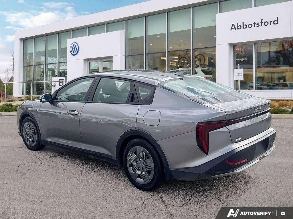 2025 Kia K4 LX — снимка 1