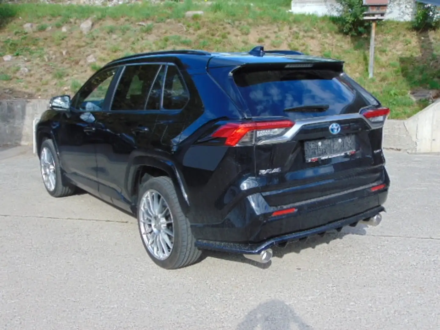 Toyota RAV4 RAV4 Active 2,5, 306 Schwarz - 2