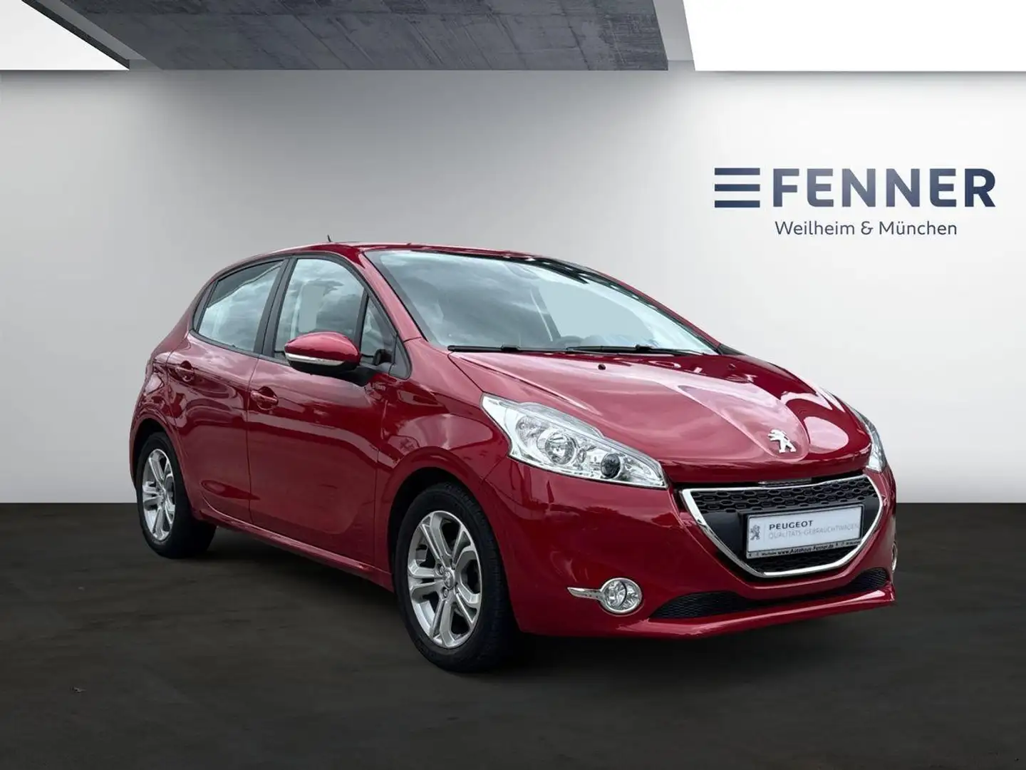 Peugeot 208 Active 82, KLIMA + PDC + USB + TEMPO + ALU Rot - 2