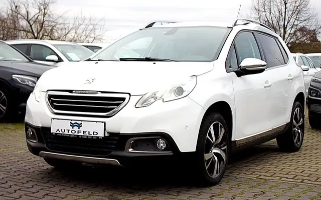 Peugeot 2008 1.6 Allure/SHEFT/NAVI/TEILLEDER/BT/PDC/TEMP