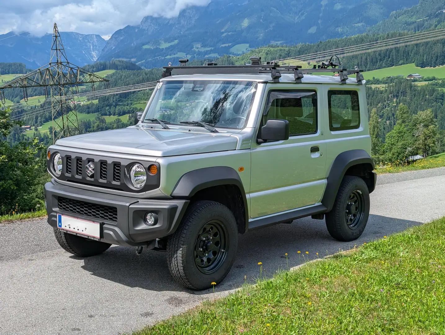 Suzuki Jimny 1,5 VVT Allgrip N1 Silber - 1