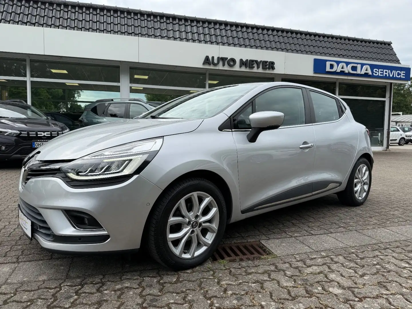 Renault Clio Intens TCe120 LED/PDC/Kamera/SHZ/Navi/GJR Silber - 2