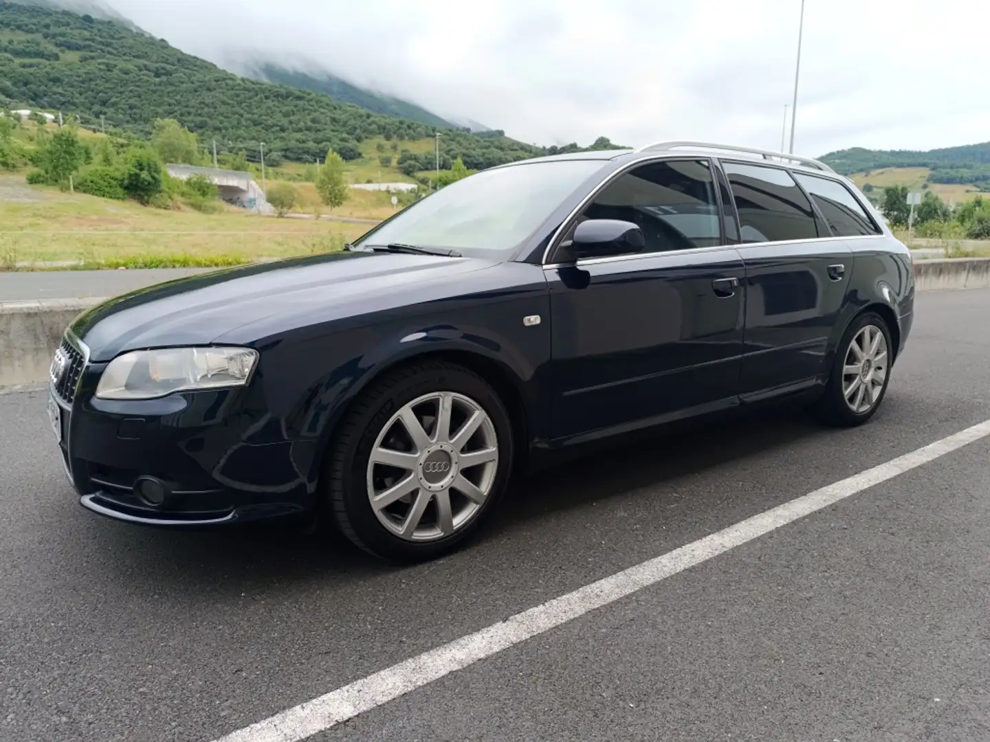 Audi A4 Avant 2.0TDI DPF Azul - 1