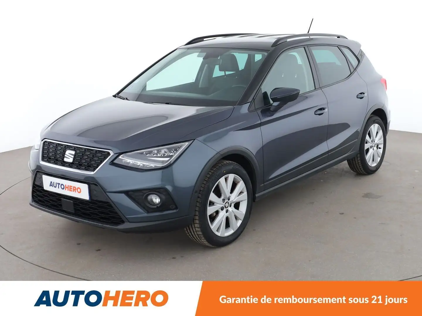 SEAT Arona 1.0 EcoTSI Urban Gris - 1