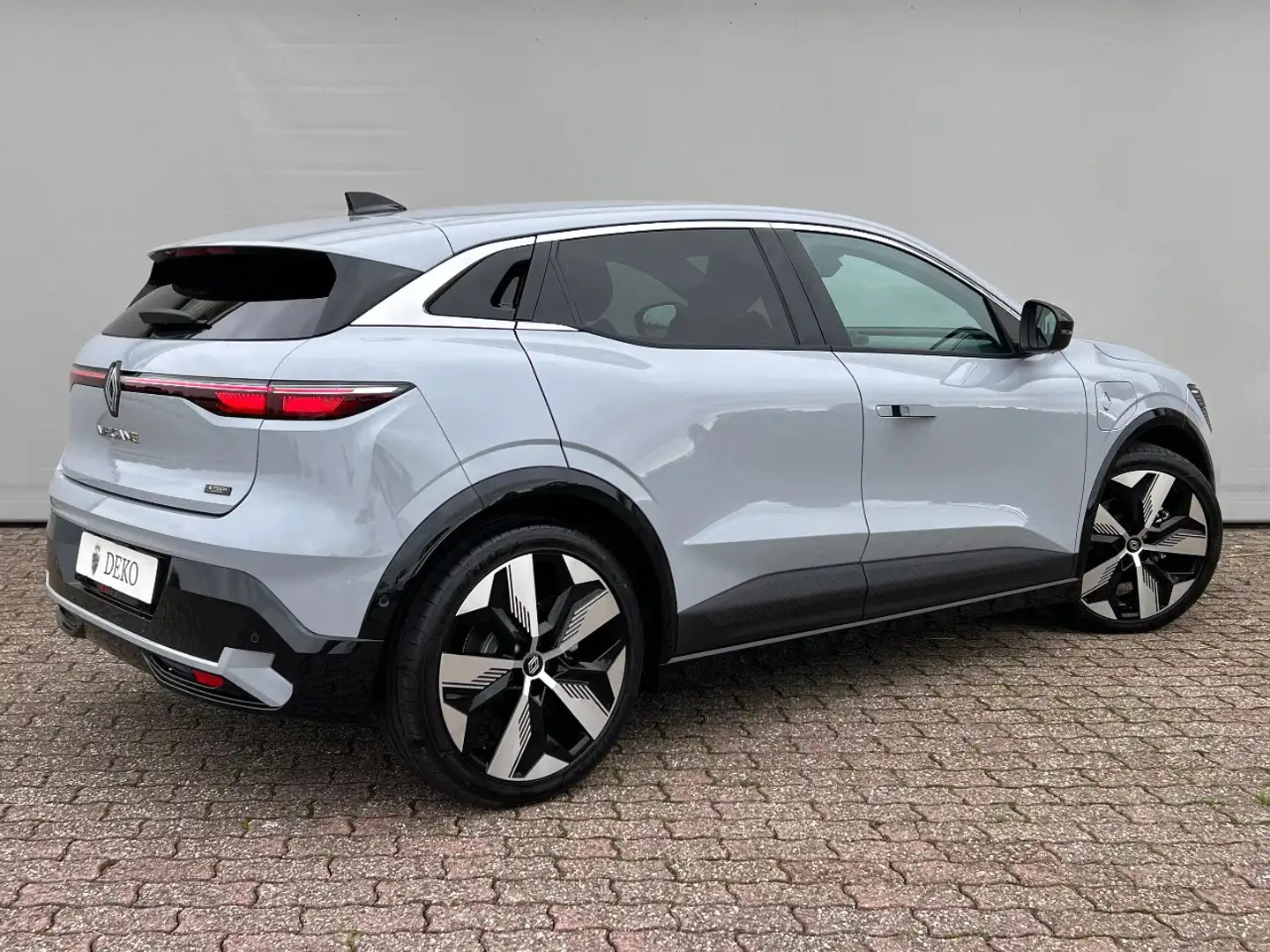 Renault Megane E-Tech Comfort Range | Techno | 60 kWh | 220PK | Nieuw me Gris - 2