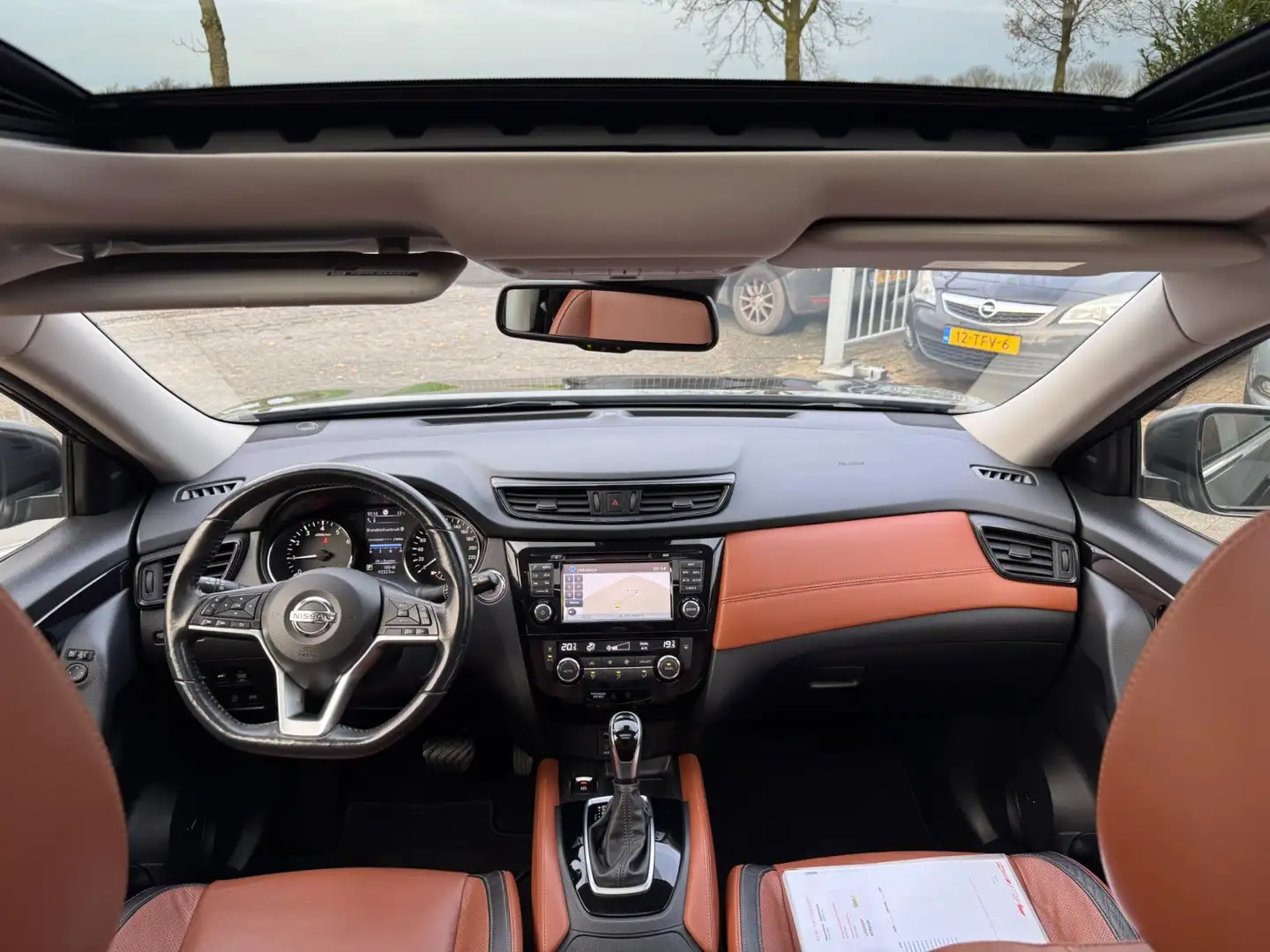 Nissan X-Trail 1.3 DIG-T Tekna + AUTOMAAT / LEDER / PANODAK / ELE Groen - 2