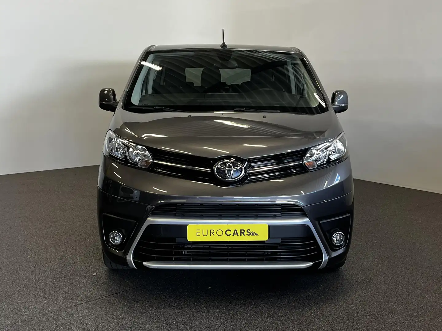Toyota Proace Electric Shuttle Long Extra Range Cool 75 kWh 9 pe Grijs - 2
