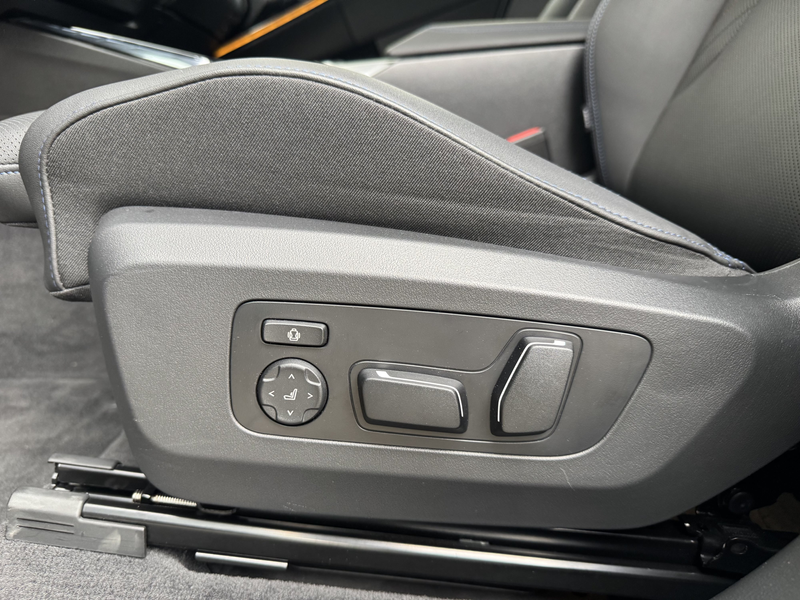 BMW X3 20d xDrive M Sport DA+ PA+ AHK HuD H/K 20"LM — photo 10