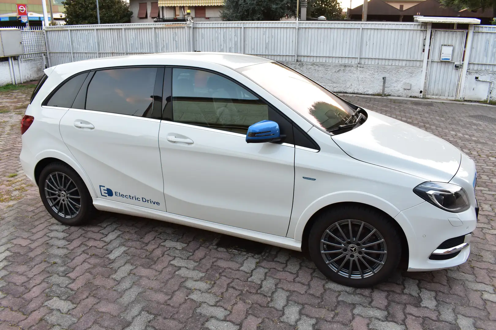 Mercedes-Benz B 250 Electric Drive Exclusive Pelle Webast NEOPATENTATI Blanc - 1