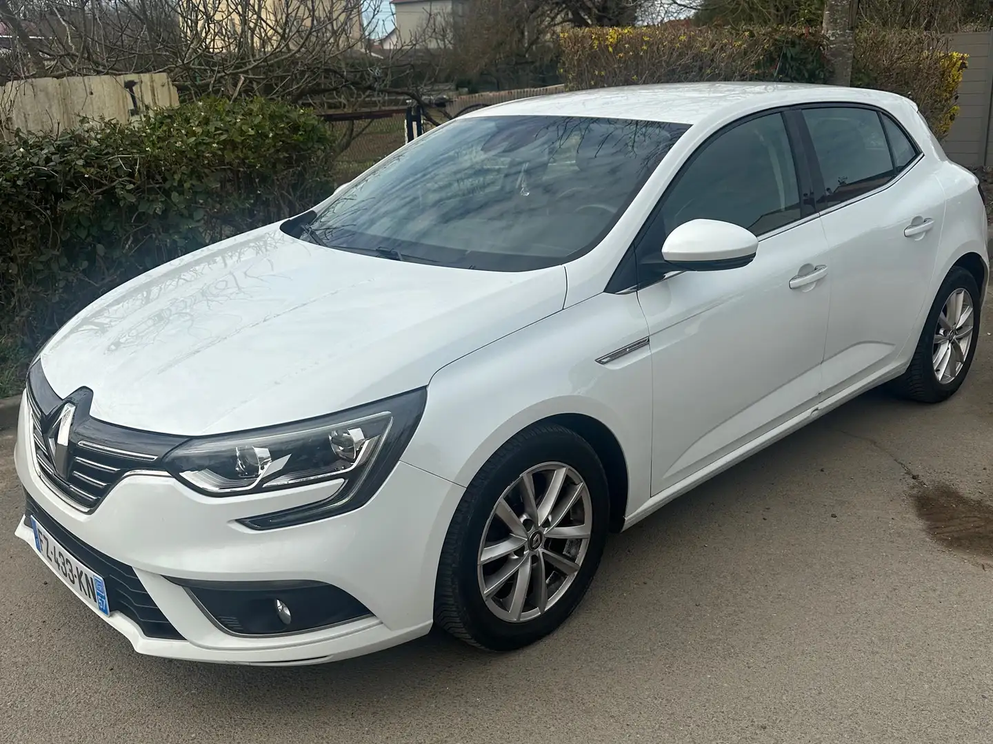 Renault Megane Mégane IV Berline TCe 130 Energy Zen Blanc - 1