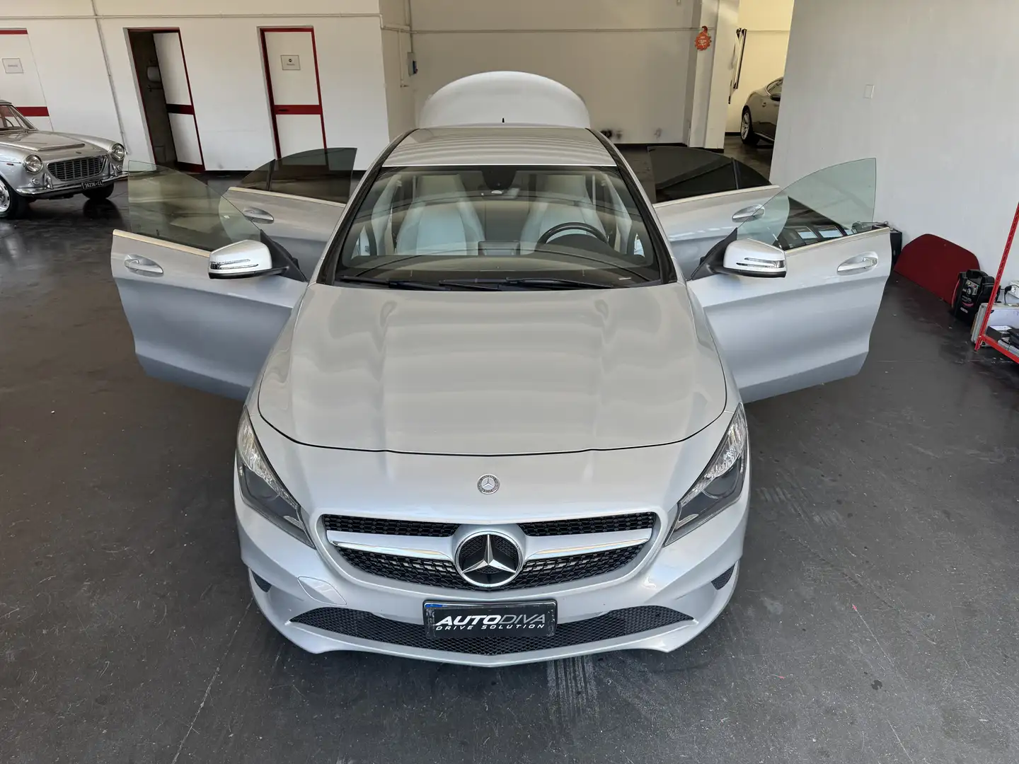 Mercedes-Benz CLA 250 CLA 250 #BENZINA#AUTOMATICA#PELLE#NAVI#SEDILI RISC Argintiu - 2