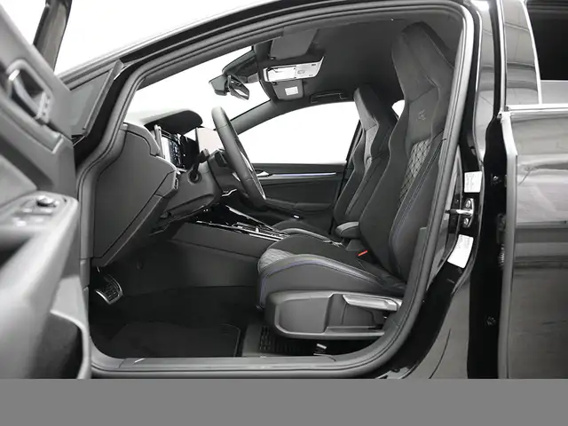 Volkswagen Golf view 11