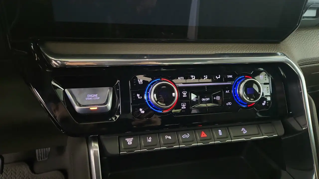 GMC Sierra 2500HD снимка GMC Sierra 2500HD