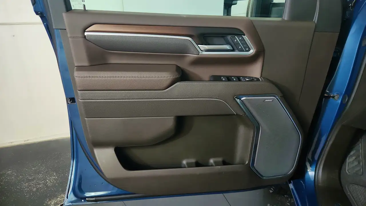 GMC Sierra 2500HD снимка GMC Sierra 2500HD