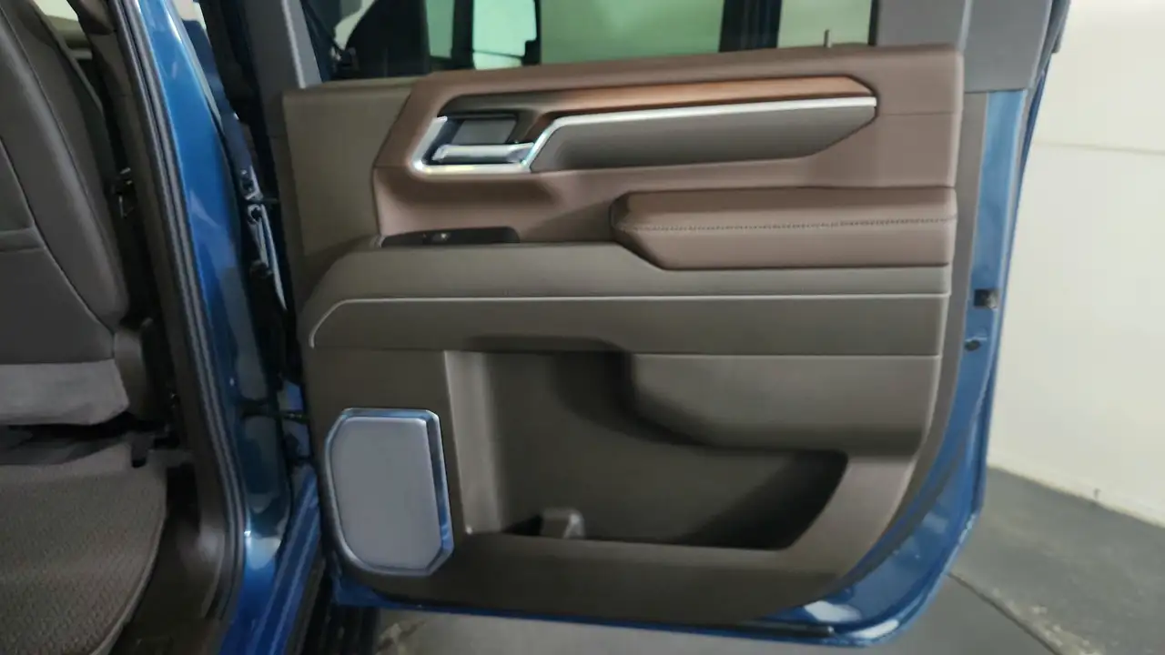 GMC Sierra 2500HD снимка GMC Sierra 2500HD